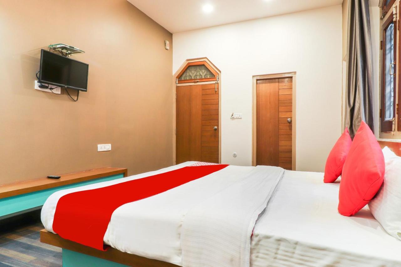 Oyo 26781 Hotel Raghupati Ayodhya Exteriér fotografie
