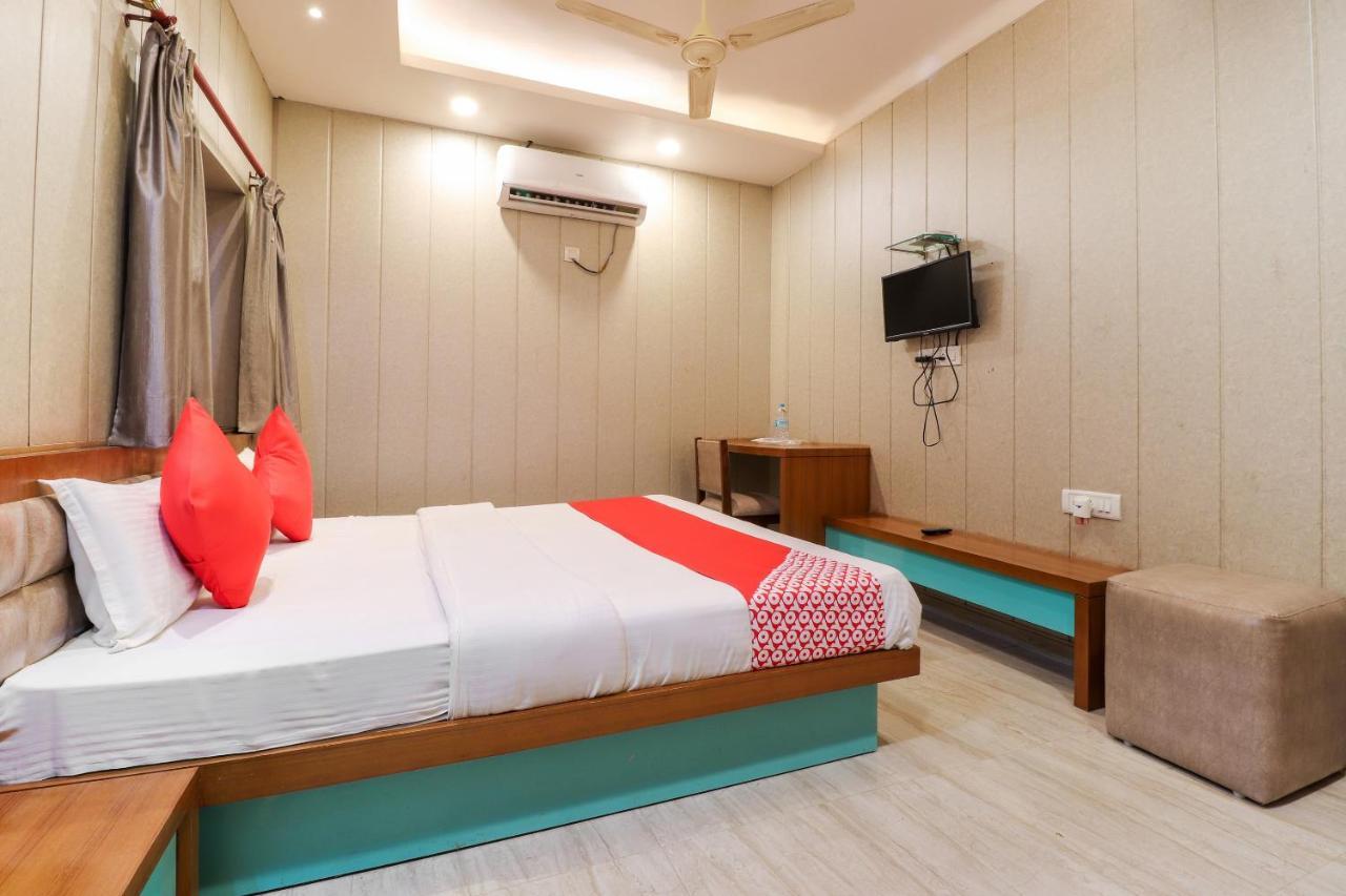 Oyo 26781 Hotel Raghupati Ayodhya Exteriér fotografie