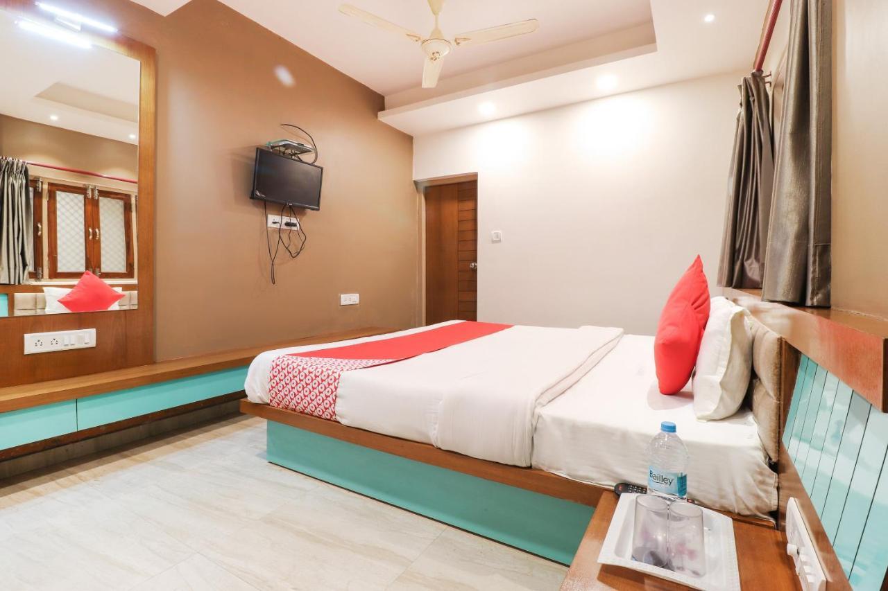 Oyo 26781 Hotel Raghupati Ayodhya Exteriér fotografie