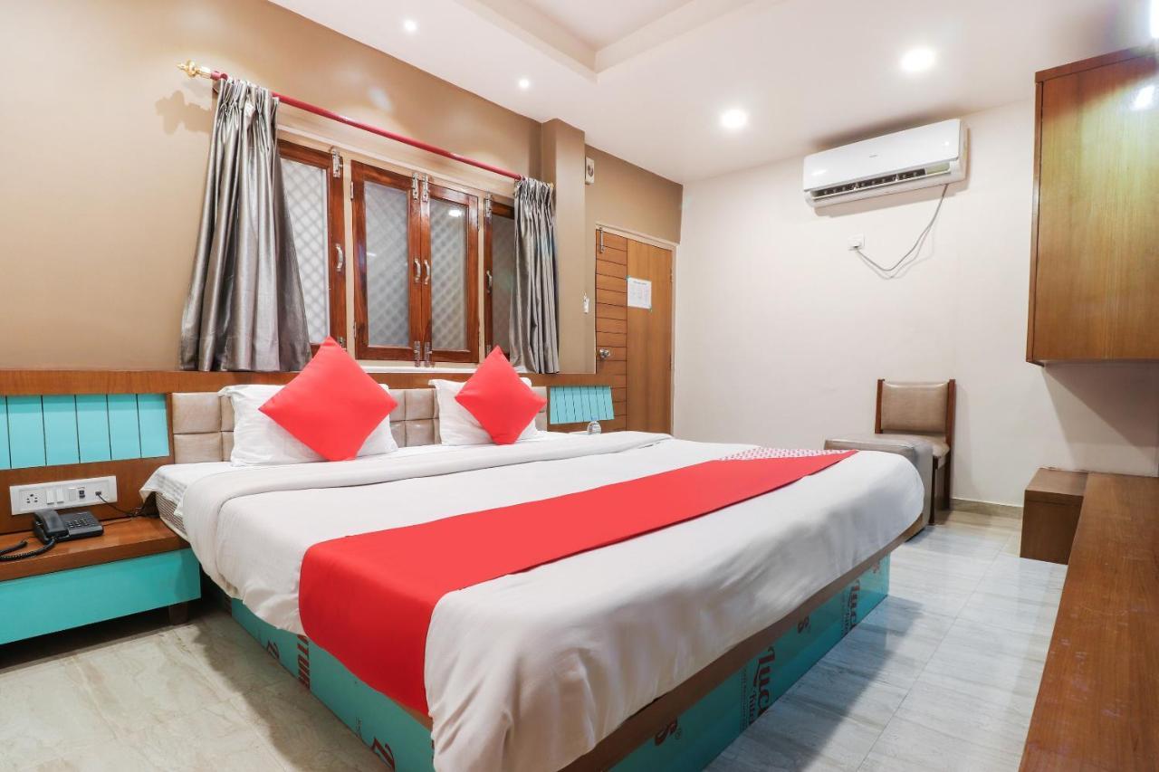 Oyo 26781 Hotel Raghupati Ayodhya Exteriér fotografie