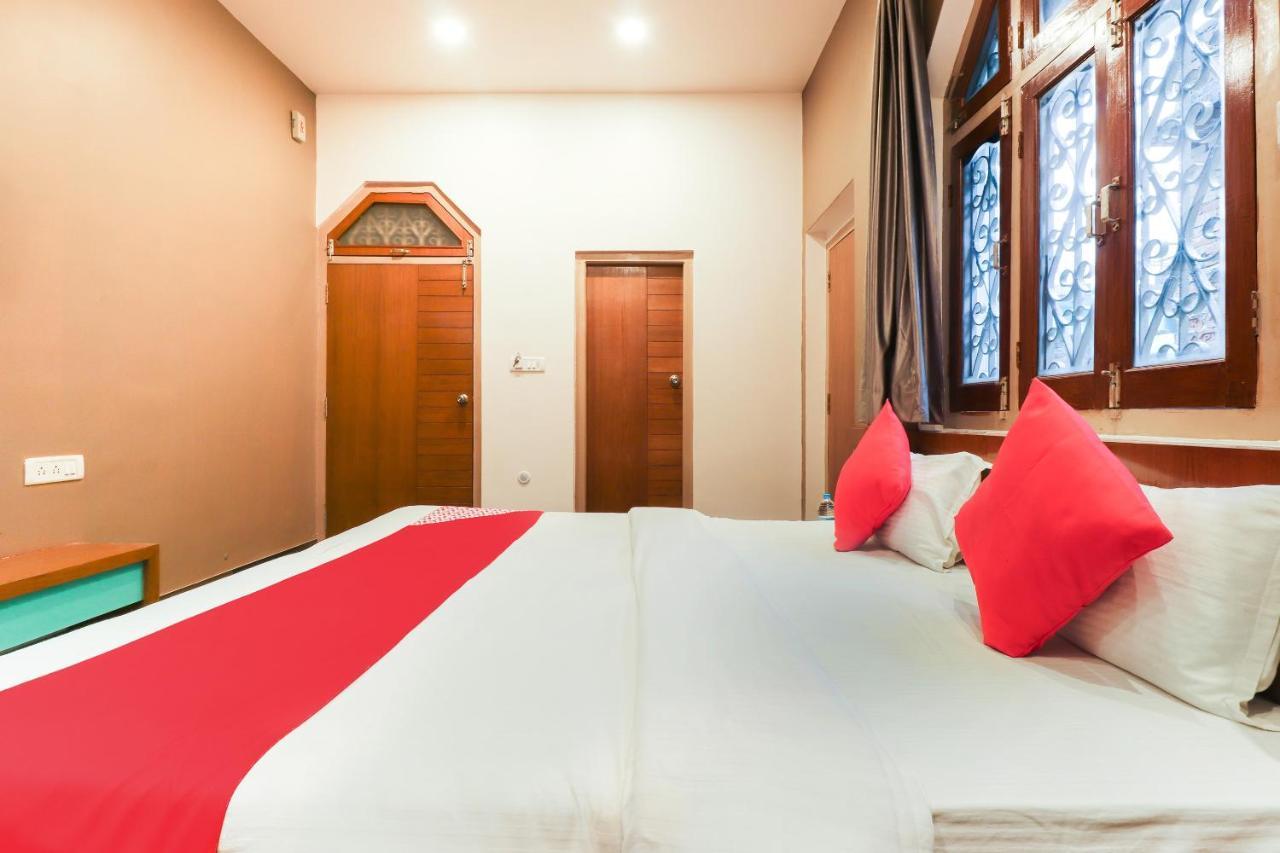 Oyo 26781 Hotel Raghupati Ayodhya Exteriér fotografie