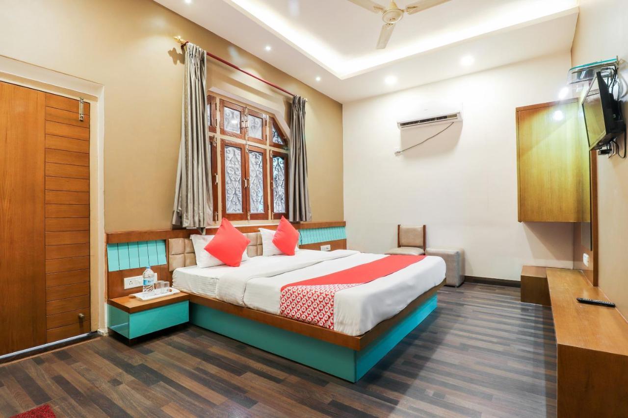 Oyo 26781 Hotel Raghupati Ayodhya Exteriér fotografie